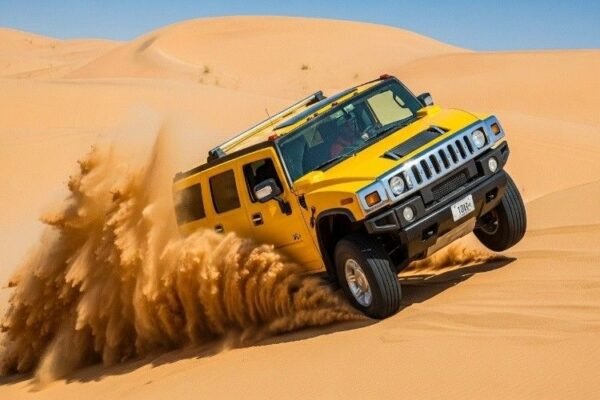 Private-luxury-Hummer-H2-desert-safari-in-Dubai-at-sunset